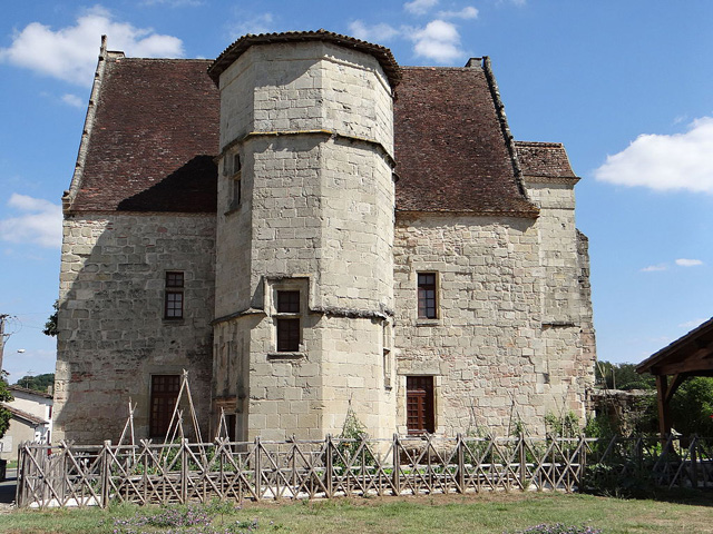 Château de Gontaud-de-Nogaret