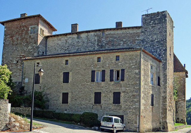 Château de Lustrac