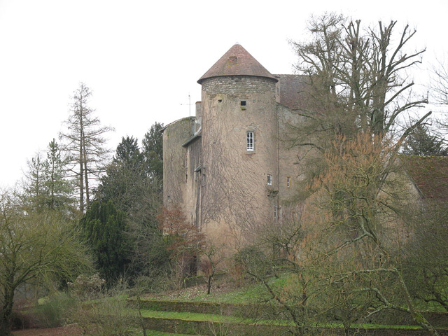 Château de Marcilly-la-Gueurce