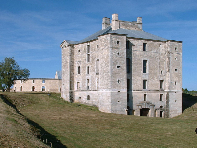Château de Maulnes