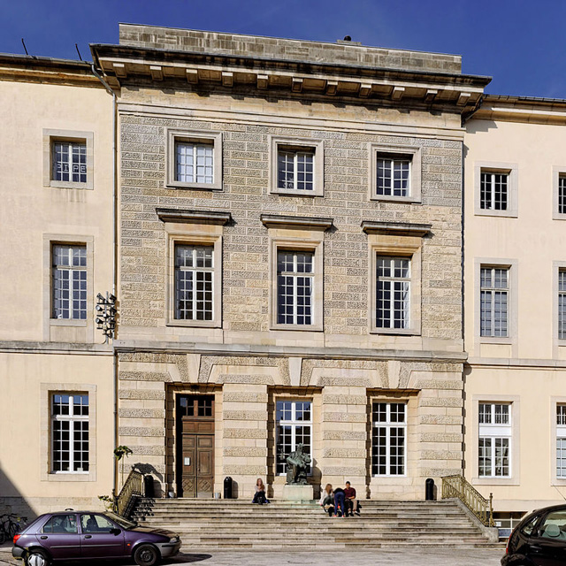 Palais abbatial Saint-Bénigne