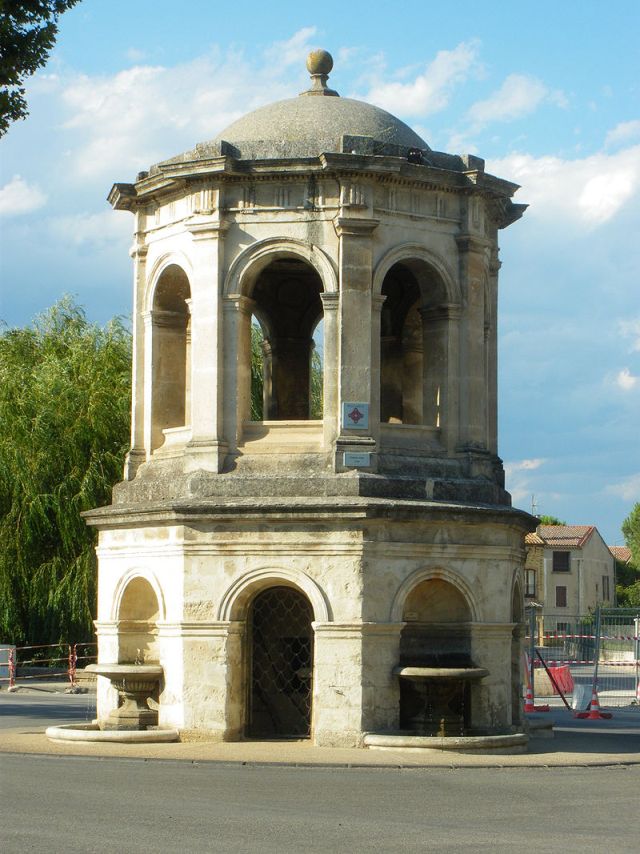 Fontaine de Bédarrides